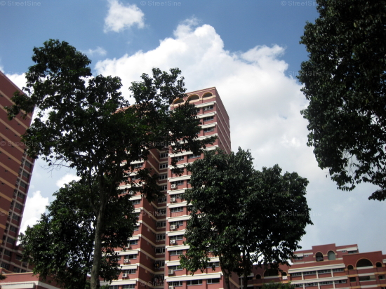 Hougang Avenue 8 thumbnail photo